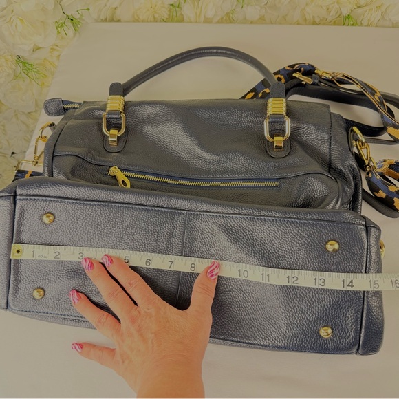 Kattee Navy Blue Pebbled Handbag – Includes 2 Straps - Picture 9 of 14